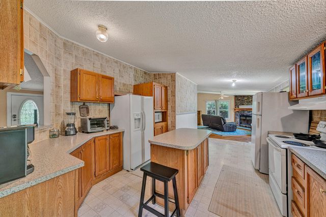 2316 Ridge RD, Roanoke, VA 24014