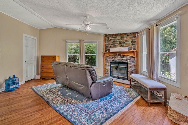 2316 Ridge RD, Roanoke, VA 24014