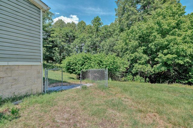 2316 Ridge RD, Roanoke, VA 24014