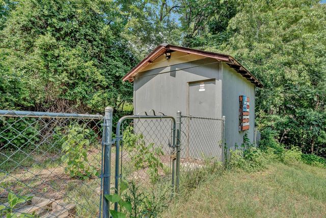 2316 Ridge RD, Roanoke, VA 24014