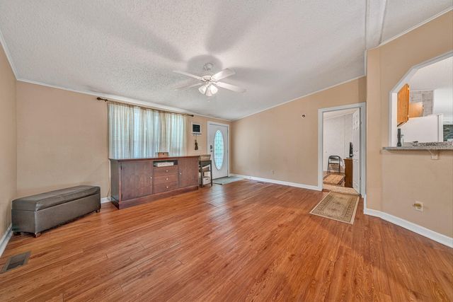 2316 Ridge RD, Roanoke, VA 24014