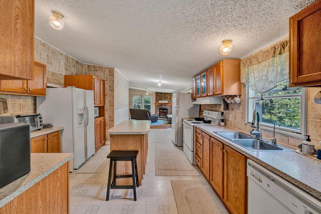 2316 Ridge RD, Roanoke, VA 24014