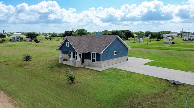 497 Arrowhead Drive, Palacios, TX 77465