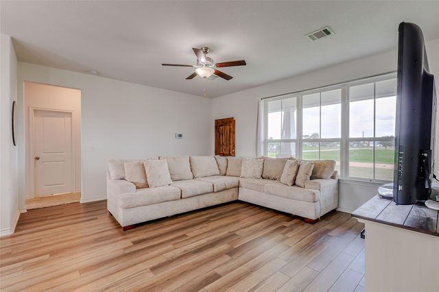 497 Arrowhead Drive, Palacios, TX 77465