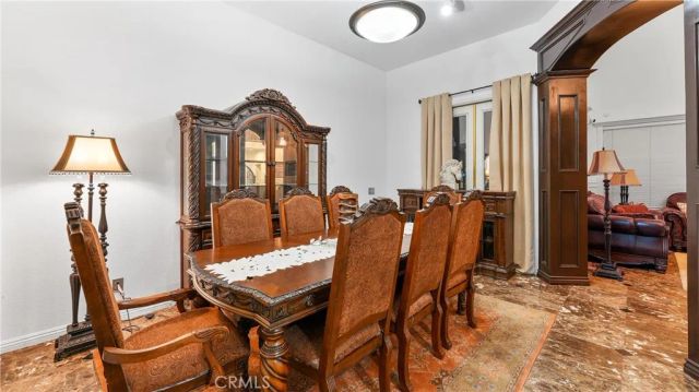 922 Armata Dr, Corona, CA 92881