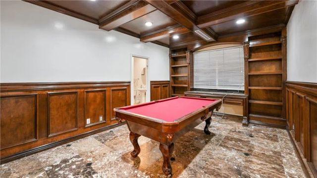 922 Armata Dr, Corona, CA 92881