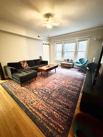 1955 W Sunnyside Avenue 2, Chicago, IL 60640