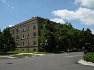 1955 W Sunnyside Avenue 2, Chicago, IL 60640