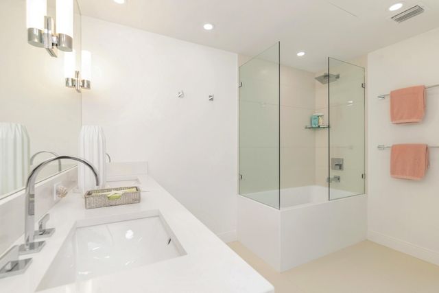 203 Arlington Road, West Palm Beach, FL 33405