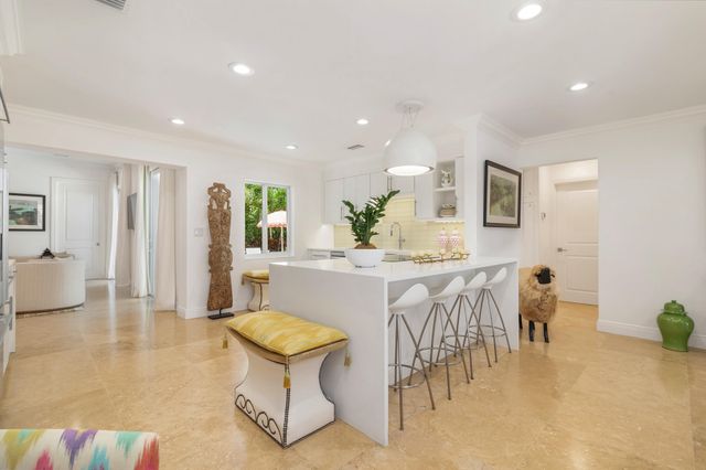203 Arlington Road, West Palm Beach, FL 33405