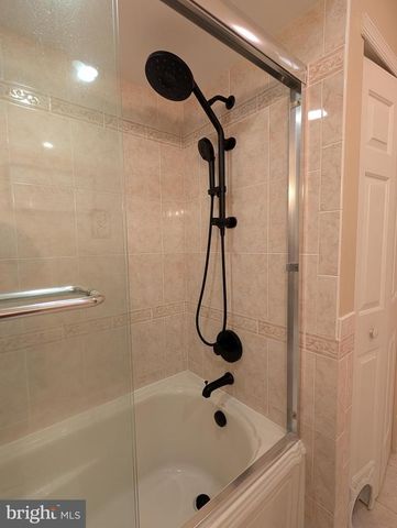 2718 GRANGE CT, Mays Landing, NJ 08330
