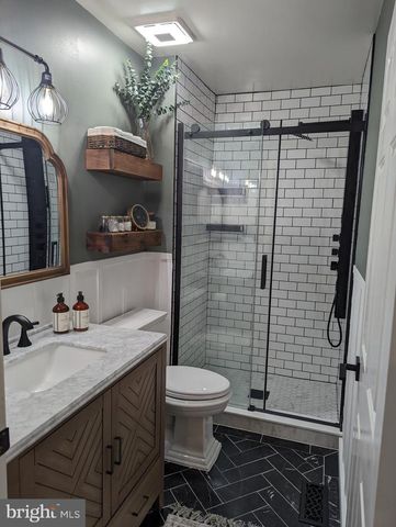 2718 GRANGE CT, Mays Landing, NJ 08330
