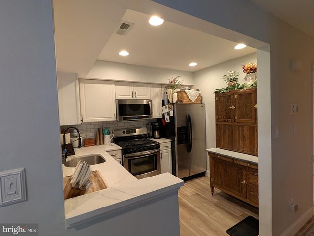 2718 GRANGE CT, Mays Landing, NJ 08330