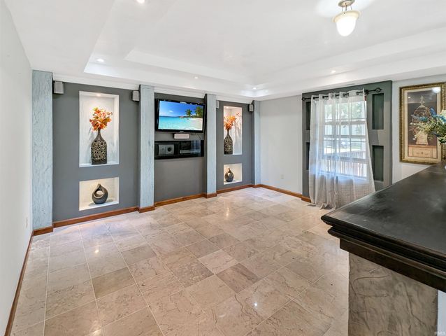 401 Knox Street, Frankfort, IN 46041