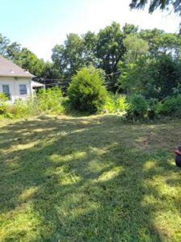 2539 Agnes Avenue, Kansas City, MO 64127