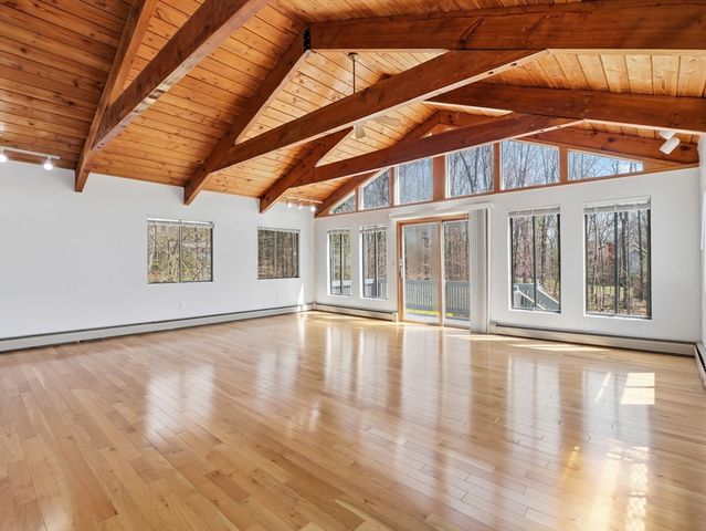 69 Lake Street, Shrewsbury, MA 01545