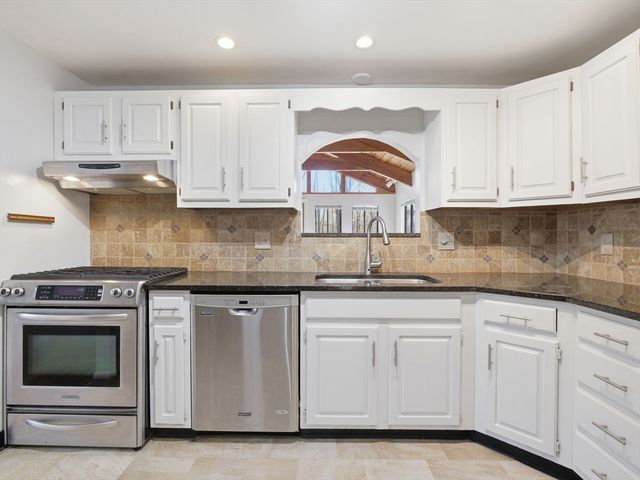 69 Lake Street, Shrewsbury, MA 01545