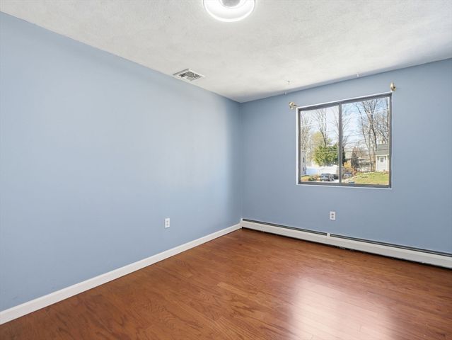 69 Lake Street, Shrewsbury, MA 01545