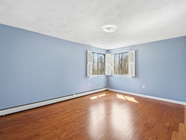 69 Lake Street, Shrewsbury, MA 01545