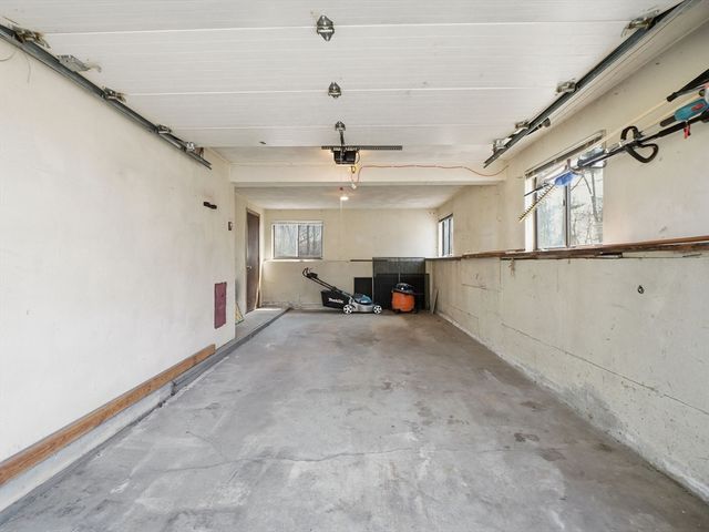 69 Lake Street, Shrewsbury, MA 01545