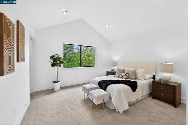 58 Saddle Rd., Walnut Creek, CA 94595