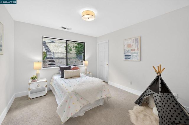 58 Saddle Rd., Walnut Creek, CA 94595