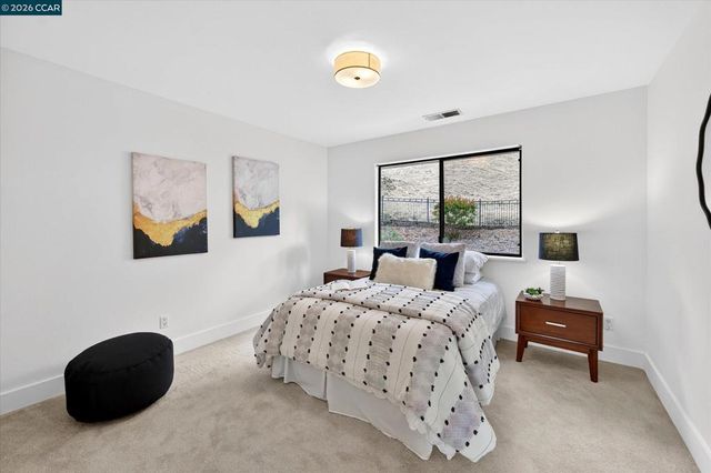 58 Saddle Rd., Walnut Creek, CA 94595