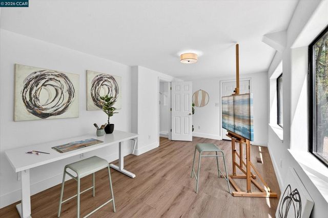 58 Saddle Rd., Walnut Creek, CA 94595