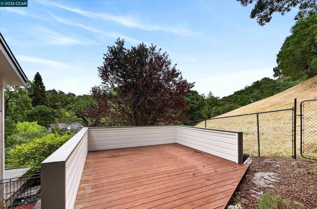 58 Saddle Rd., Walnut Creek, CA 94595