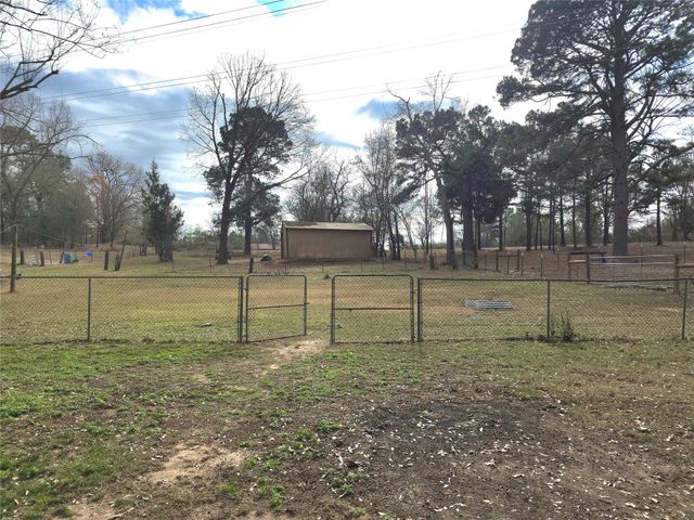 595 County Road 1100, Daingerfield, TX 75638