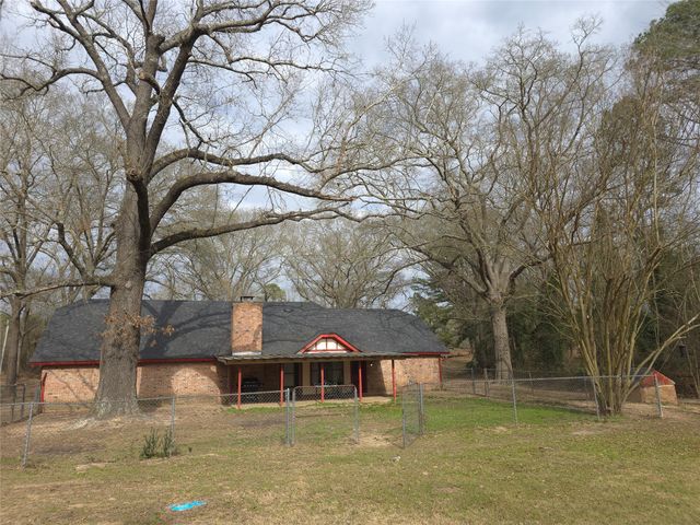 595 County Road 1100, Daingerfield, TX 75638