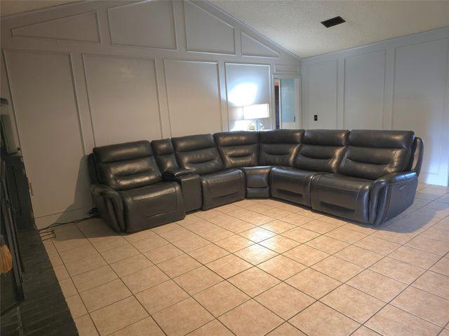 595 County Road 1100, Daingerfield, TX 75638