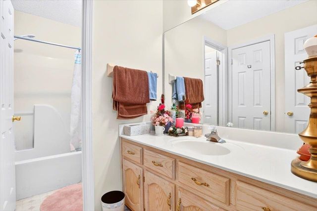 1799 BEAVER TRL, Memphis, TN 38016