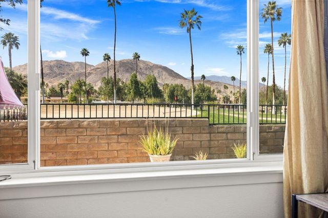 46285 Burroweed Lane, Palm Desert, CA 92260