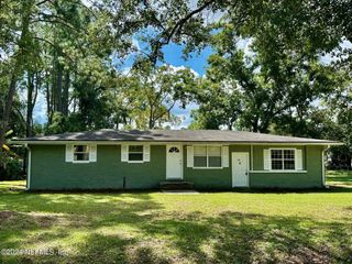 1060 NOAH Road, Jacksonville, FL 32218