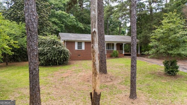 681 S Highway 42, Forsyth, GA 31029