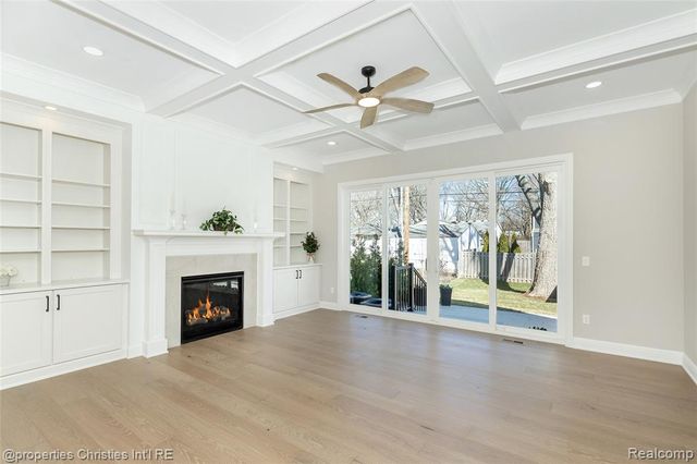 2093 Pembroke Road, Birmingham, MI 48009