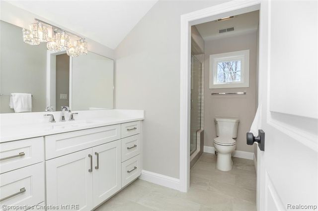 2093 Pembroke Road, Birmingham, MI 48009
