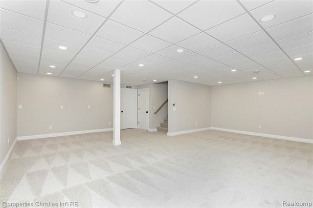 2093 Pembroke Road, Birmingham, MI 48009