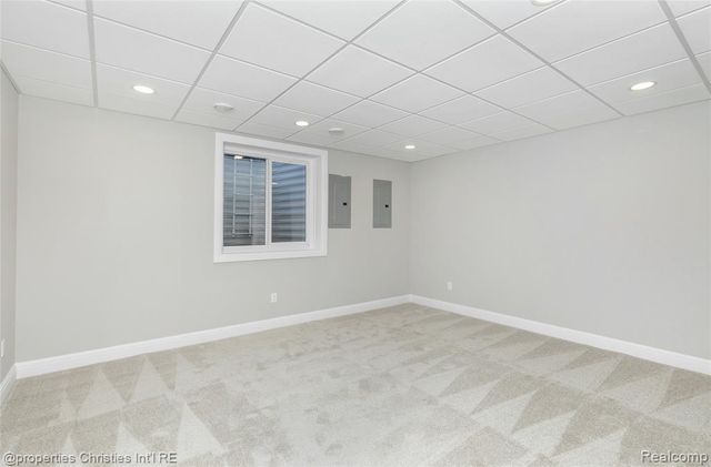 2093 Pembroke Road, Birmingham, MI 48009