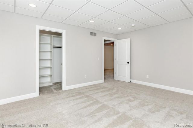 2093 Pembroke Road, Birmingham, MI 48009