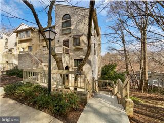 11100 BOATHOUSE CT #101, Reston, VA 20191