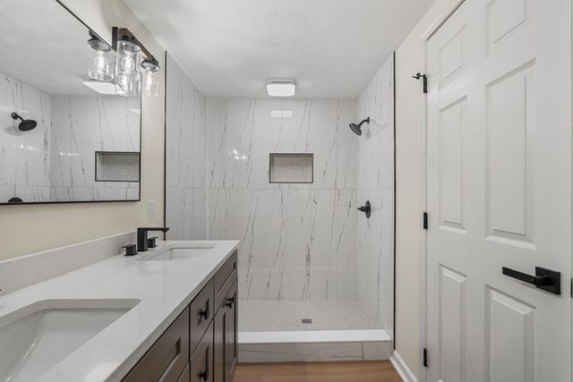 135 Lee Road 0753, Salem, AL 36874