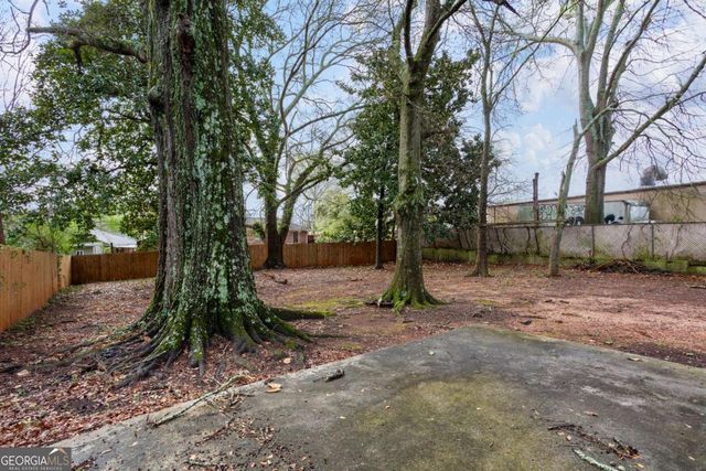 1077 Curtis Drive, Forest Park, GA 30297