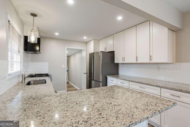 1077 Curtis Drive, Forest Park, GA 30297