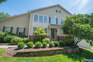 75 Schindler Way, Fairfield, NJ 07004