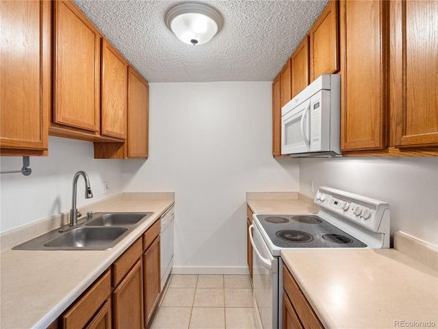 2225 Buchtel Blvd 601, Denver, CO 80210