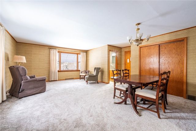 6534 Diana Drive, Poland, OH 44514