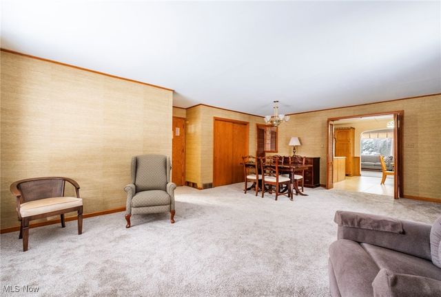 6534 Diana Drive, Poland, OH 44514