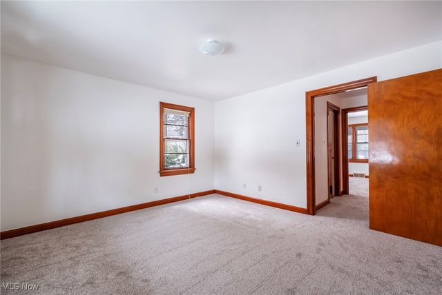 6534 Diana Drive, Poland, OH 44514